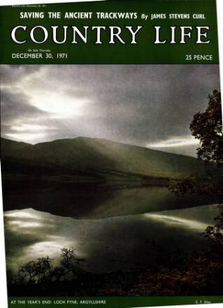 cover page of Country Life published on December 30, 1971
